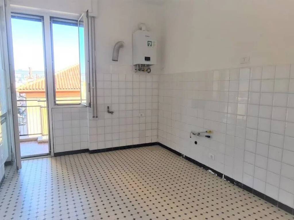 Appartamento a Genova in Via Walter Fillak - Foto 2