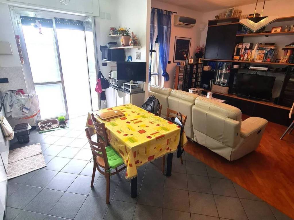 Appartamento a Genova in Via Bartolomeo Carrea - Foto 3