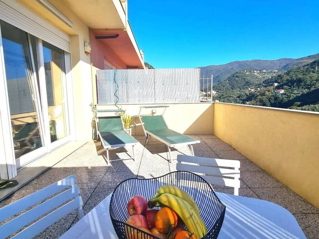 Appartamento a Genova in Via Tre Pini - Foto 2