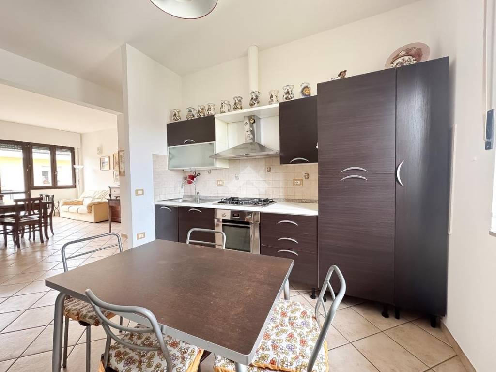 Appartamento a Chieti in Via dei Martiri Lancianesi, 113 - Foto 5