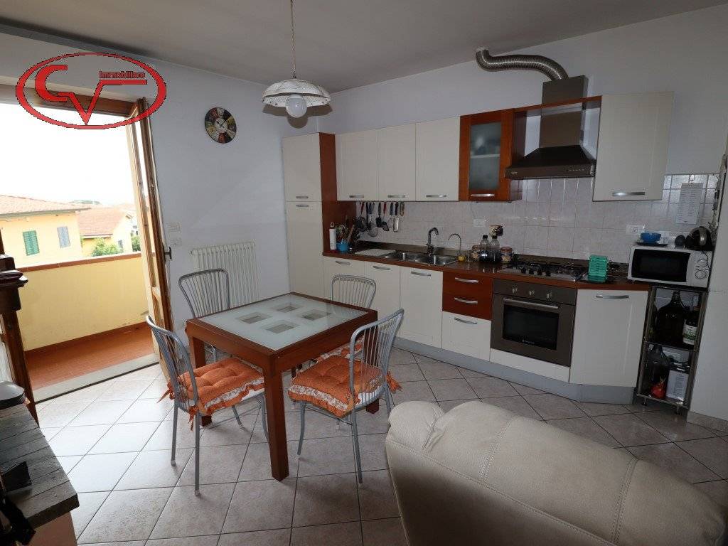 Appartamento a Loro ciuffenna in Via Benvenuto Cellini - Foto 2