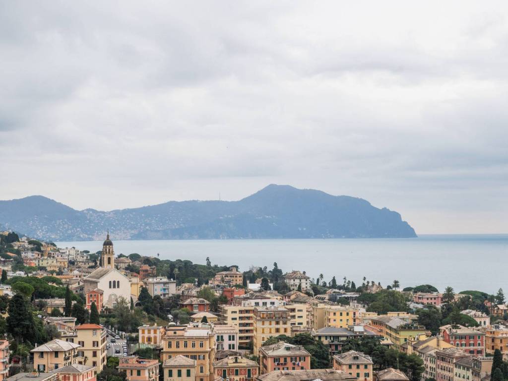 Appartamento a Genova in Via Luigi Biasioli - Foto 2