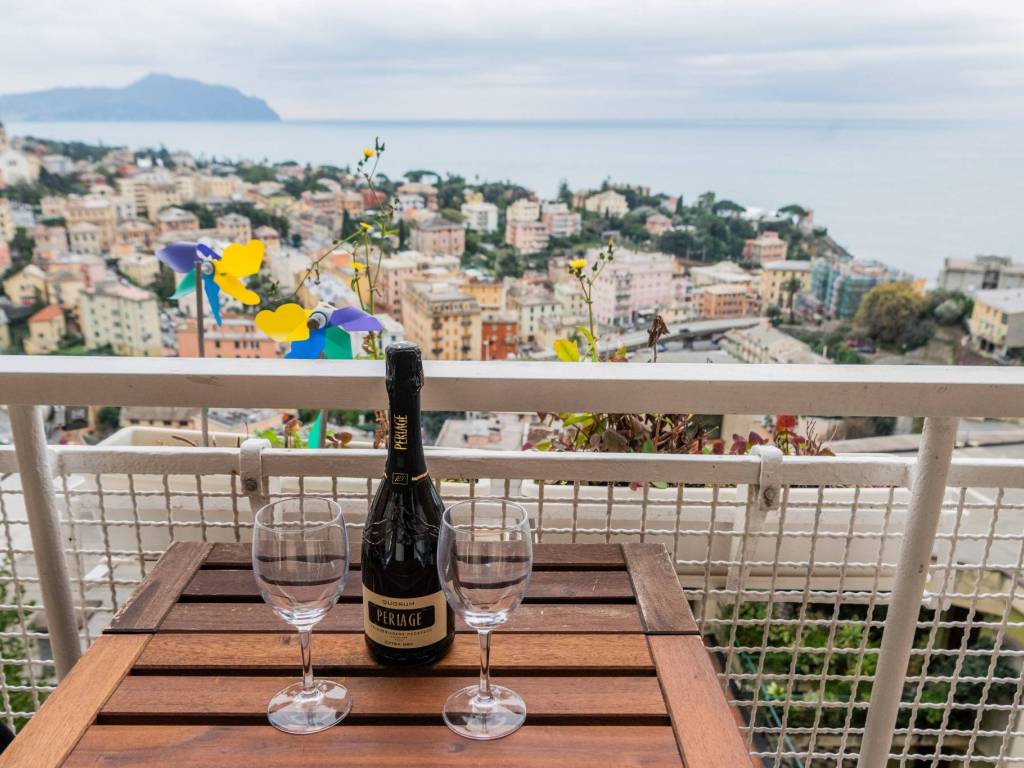 Appartamento a Genova in Via Luigi Biasioli - Foto 5