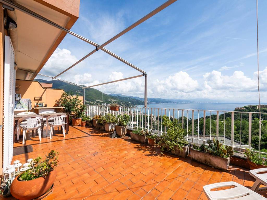 Attico / mansarda a Arenzano in Via del Roccolo - Foto 2