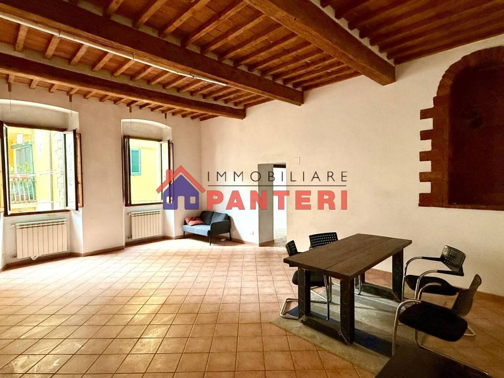 Appartamento a Pescia in Borgo della Vittoria - Foto 3