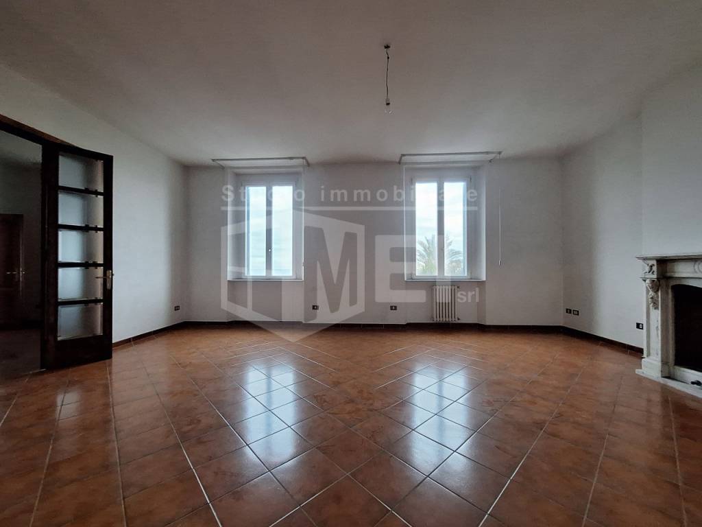 Appartamento a Livorno in viale italia - Foto 3
