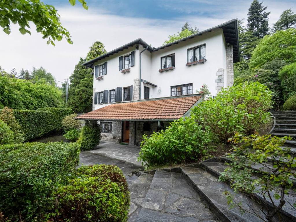 Villa a Gignese in Via Sasso Papale, 57 - Foto 2