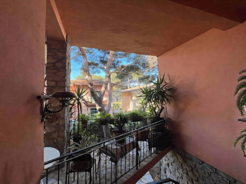 Appartamento a Rosignano marittimo in Via Generale Orlando Lorenzini - Foto 4