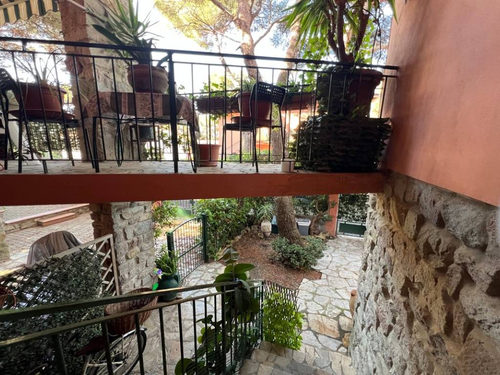 Appartamento a Rosignano marittimo in Via Generale Orlando Lorenzini - Foto 5