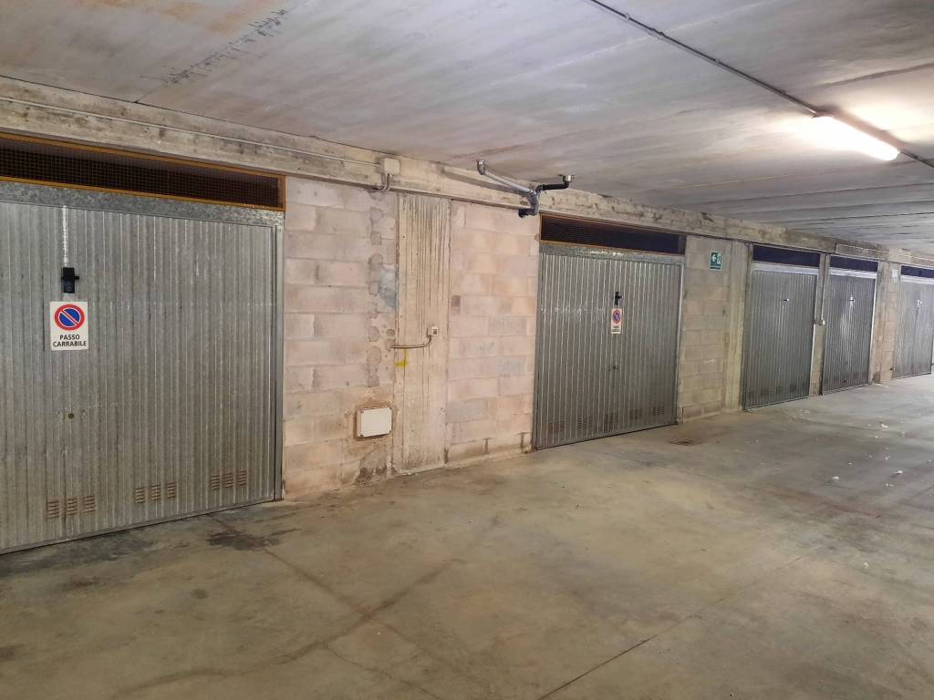 Box / garage a Bastia umbra in Via Sandro Pertini - Foto 3