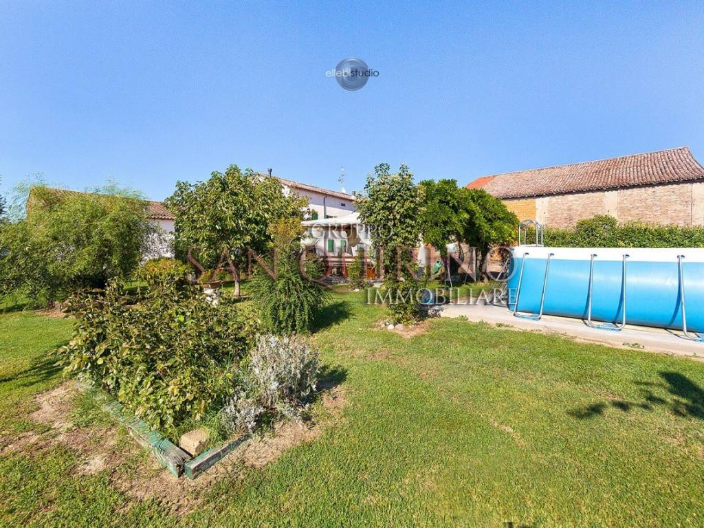 Villa a Guastalla in Via Peroggio, 28 - Foto 3