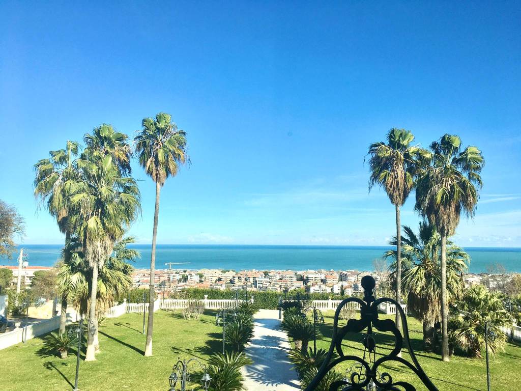 Palazzo / stabile a Francavilla al mare in Contrada Pretaro, 5 - Foto 3