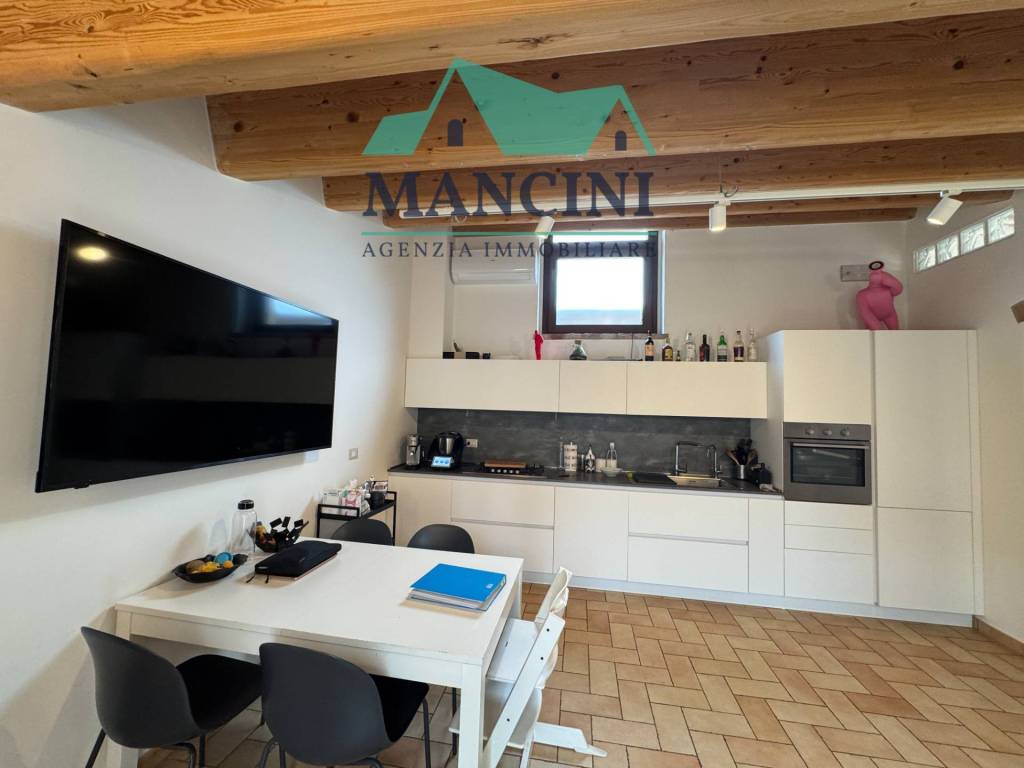 Casa indipendente a Jesi in SPIAZZI - Foto 4