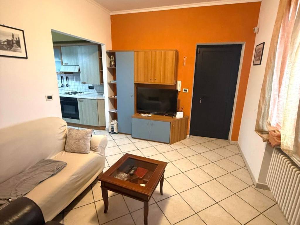 Appartamento a Casale monferrato in Via Mantova, 32 - Foto 2