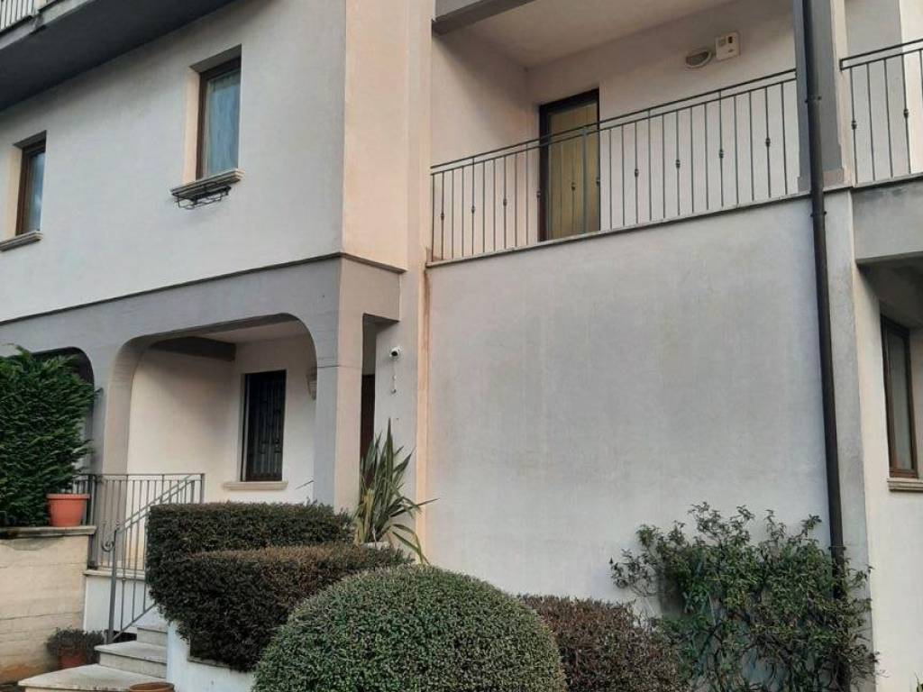 Villa a Avezzano in Via Cristoforo Colombo - Foto 2
