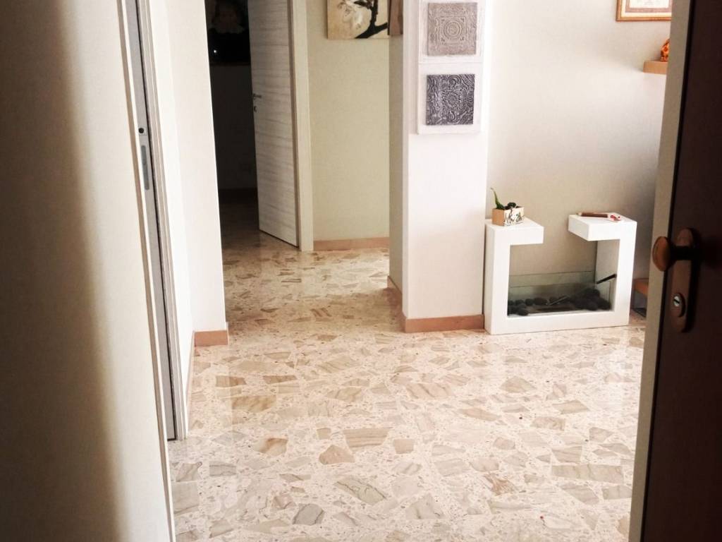 Appartamento a Taranto in Via Pola, 58 - Foto 2