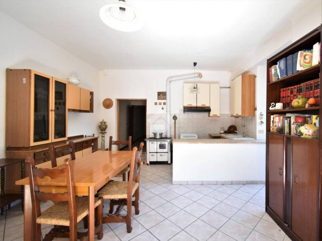 Appartamento a Sezze in Via San Bartolomeo, 22 - Foto 3