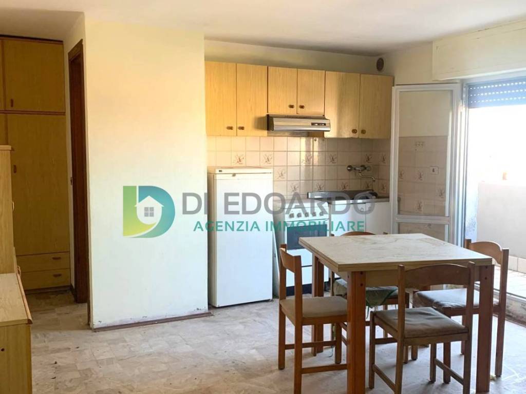 Appartamento a Martinsicuro in Via Flavio Gioia, 17 - Foto 3