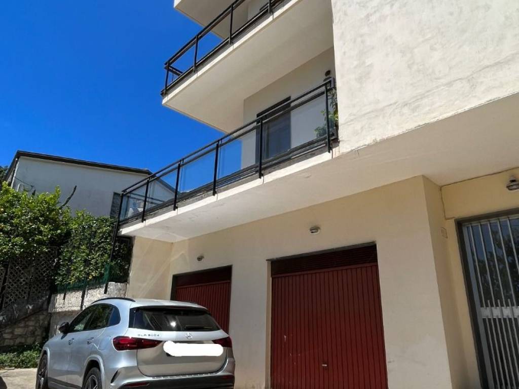 Appartamento a Salerno in Viale delle Querce, 2 - Foto 2