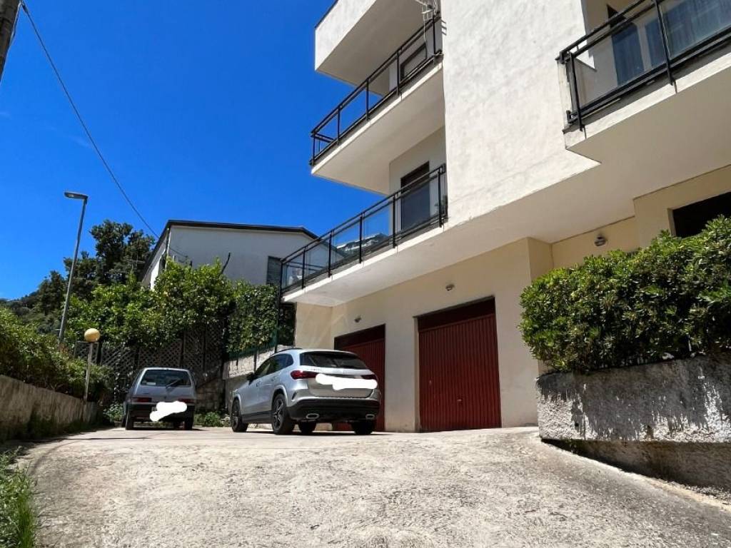 Appartamento a Salerno in Viale delle Querce, 2 - Foto 3