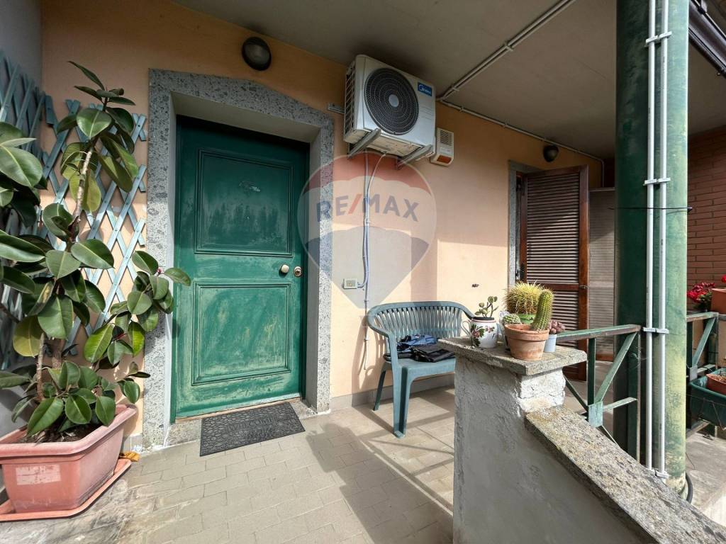 Villetta a schiera a Aprilia in via amsterdam, 37 - Foto 2