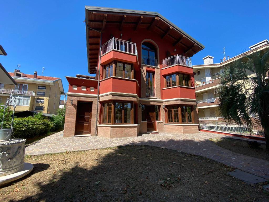 Villa a Riccione in Viale Po - Foto 2