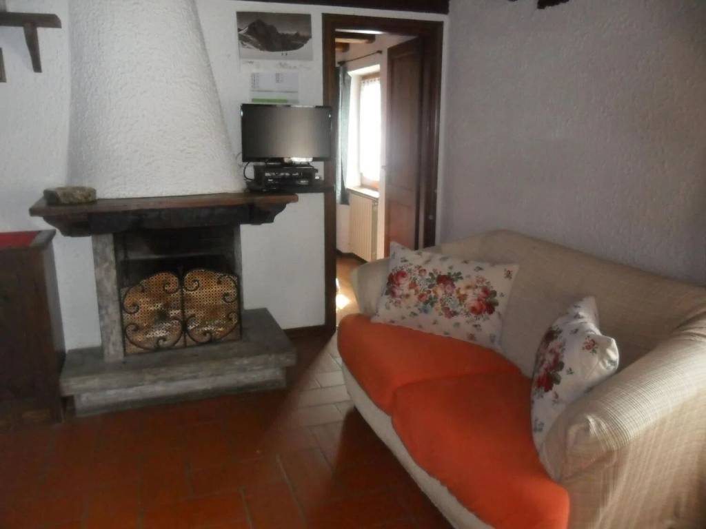 Appartamento a Macugnaga in Via Laforet - Foto 2