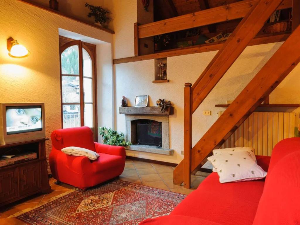 Appartamento a Macugnaga in Via Monte Rosa S.N.C. - Foto 4