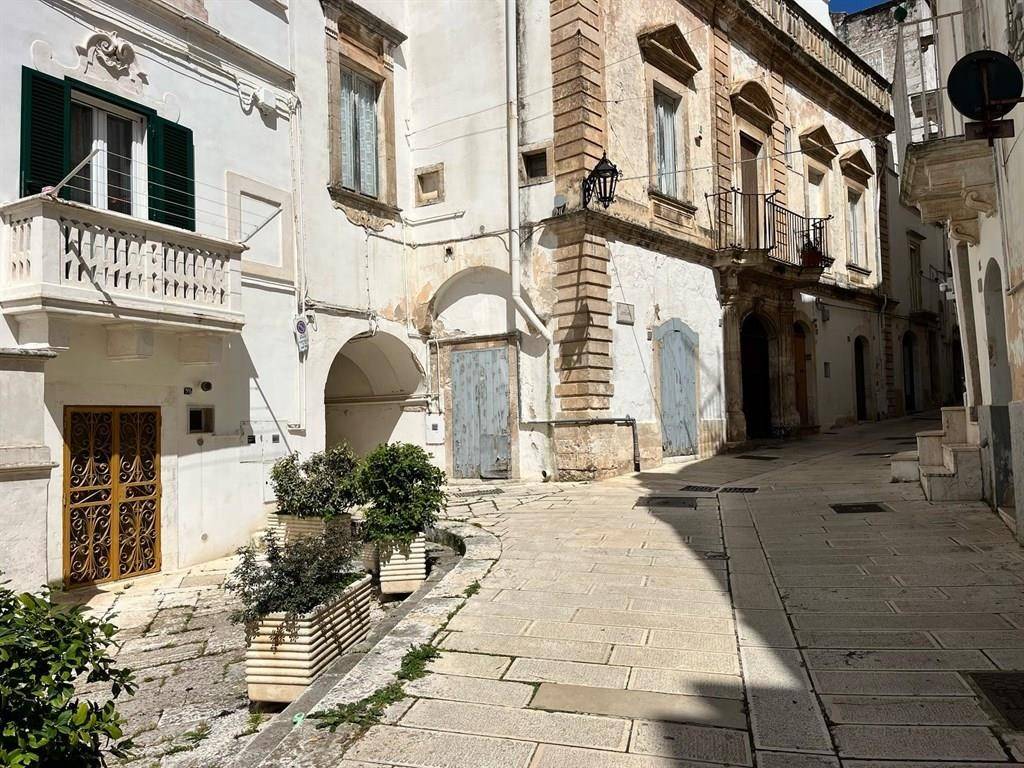 Casa indipendente a Martina franca in VIA BEATRICE CENCI - Foto 2