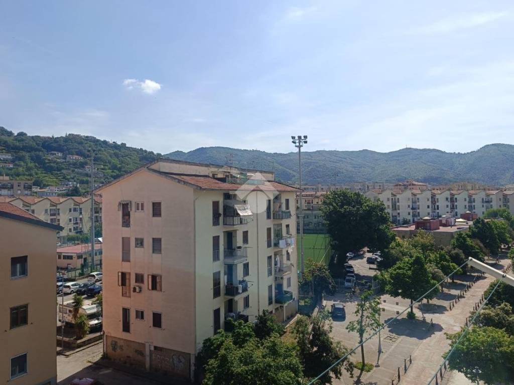 Appartamento a Salerno in Via Medaglie D'Oro, 38 - Foto 4