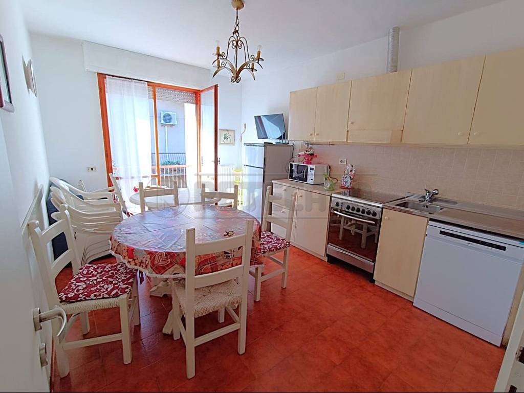 Villetta a schiera a Pietrasanta in Via Cristoforo Colombo, 183 - Foto 5