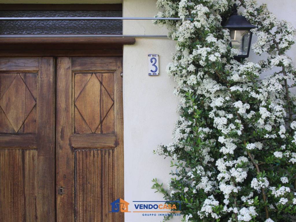 Villa a Castagnole delle lanze in Via Gaverri, 5 - Foto 2