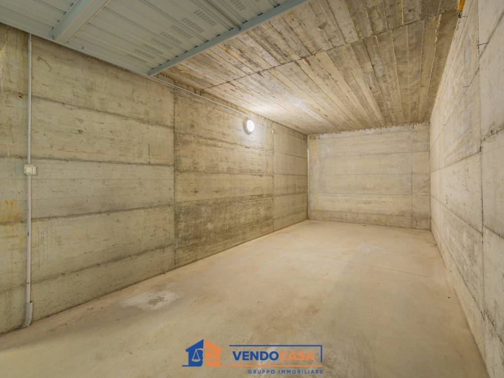 Box / garage a Dogliani in Via Generale Martinengo - Foto 2