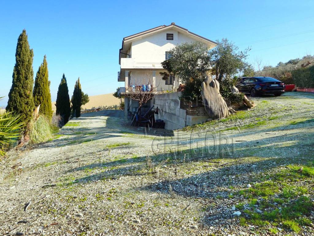 Rustico / casale a Fermo in Strada Comunale Camera di Fermo - Foto 3