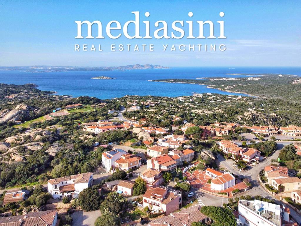 Villa a Arzachena in Via L'Aldiola, 287 - Foto 4