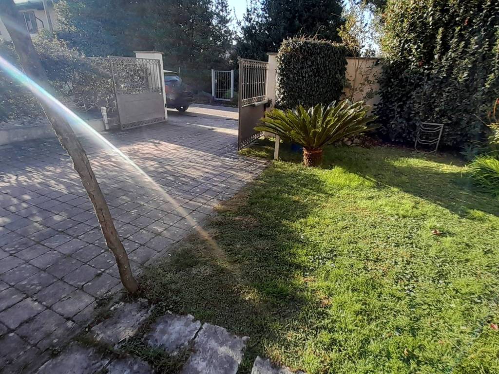 Appartamento a Pietrasanta in Via Vicinato - Foto 4