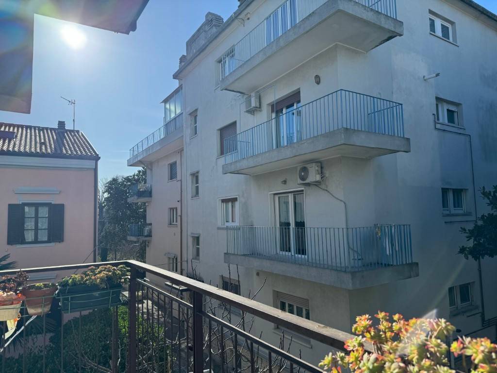 Appartamento a Trieste in Via Ettore Daurant - Foto 4