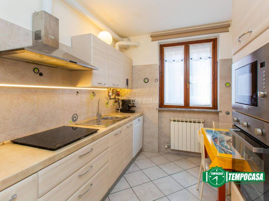 Appartamento a Busto arsizio in Vicolo Curtatone 1 - Foto 2