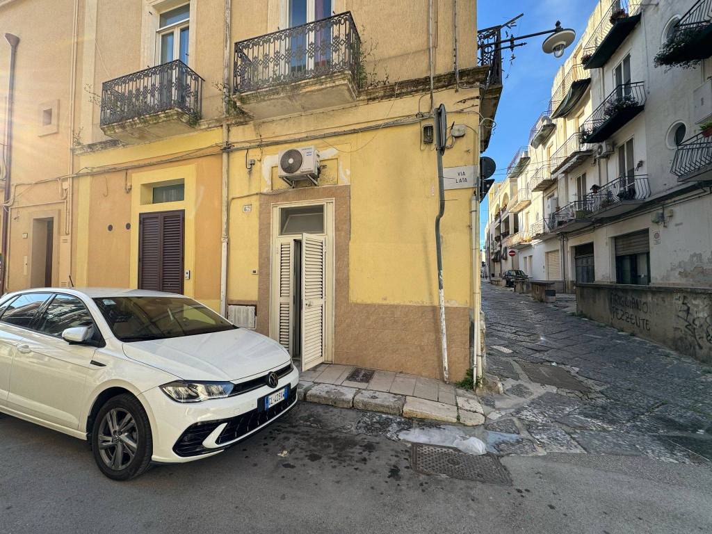 Casa indipendente a Brindisi in Via Lata - Foto 2