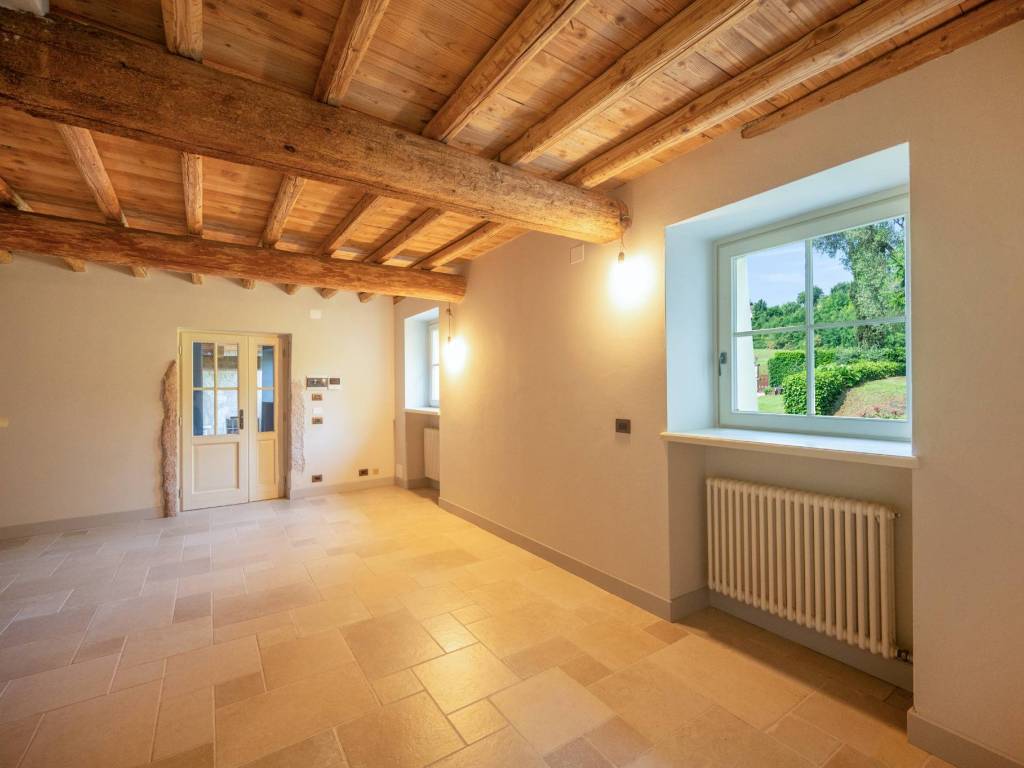 Rustico / casale a Costermano sul garda in Piazza Gian Battista Ferrario, 1 - Foto 3