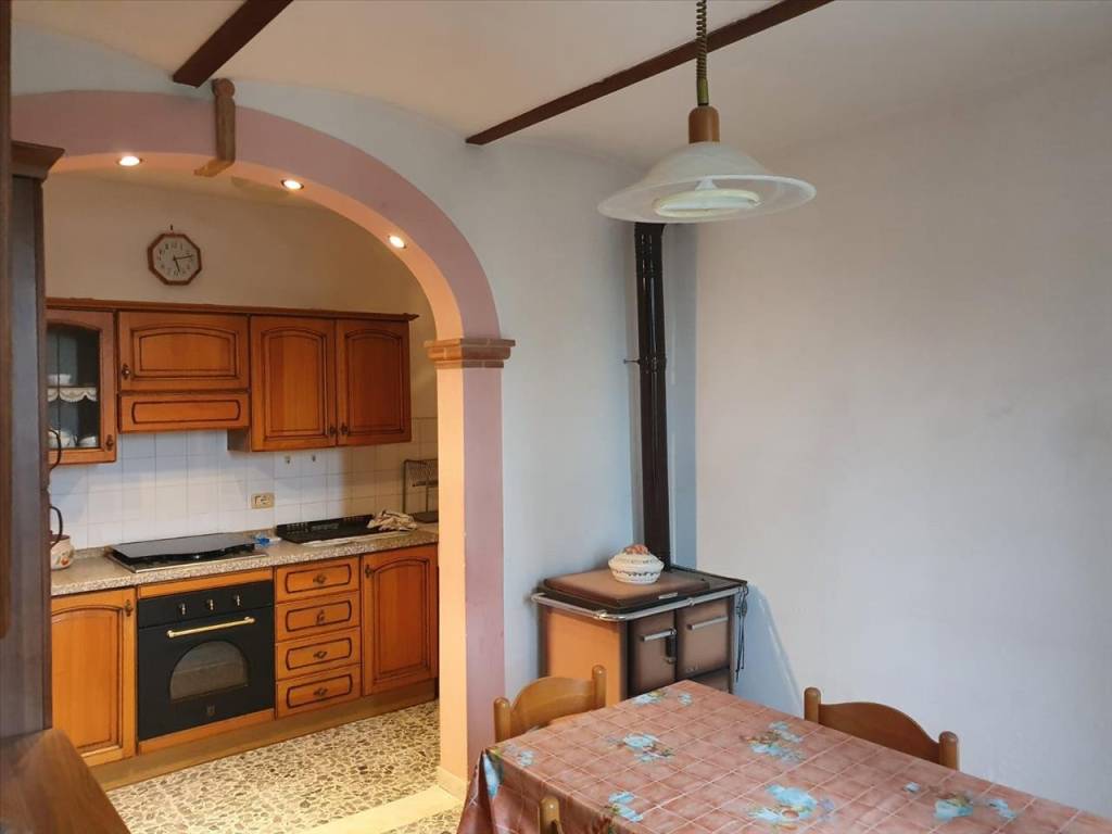 Villa a Castiglione del lago in via DELLO SPORT - Foto 3