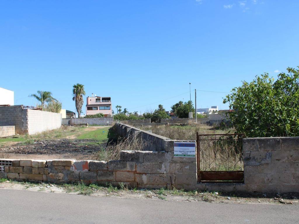 Terreno a Taviano in Via Gran Bretagna - Foto 3