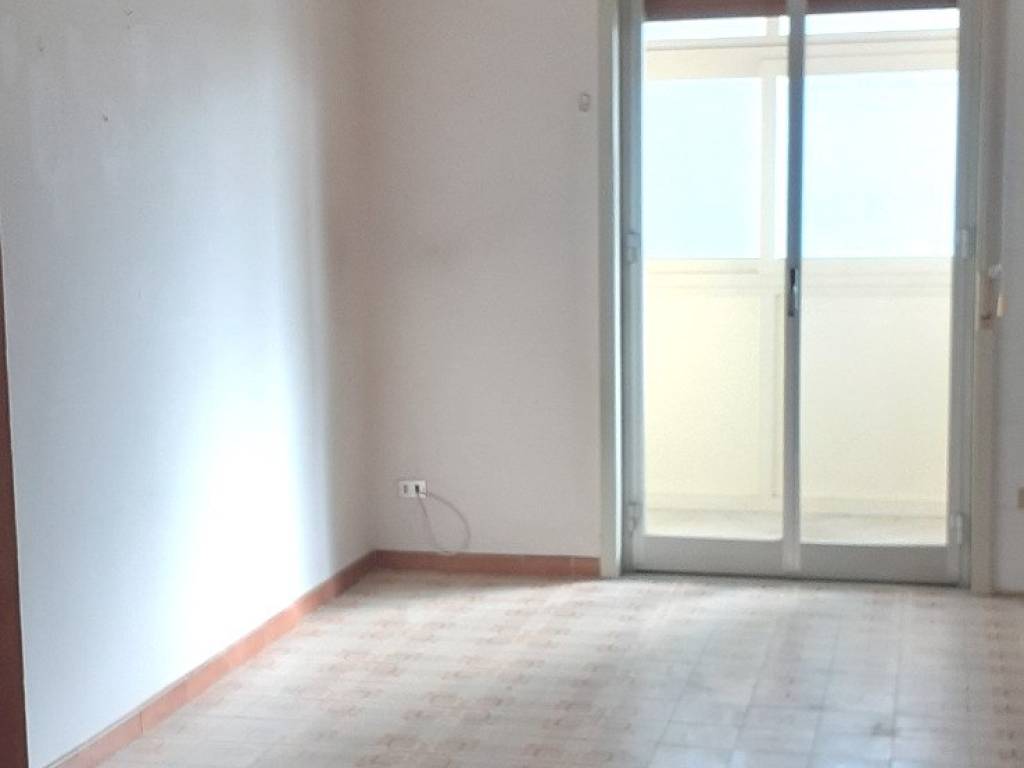 Appartamento a Caltanissetta in Via Napoleone Colajanni, 62 - Foto 4