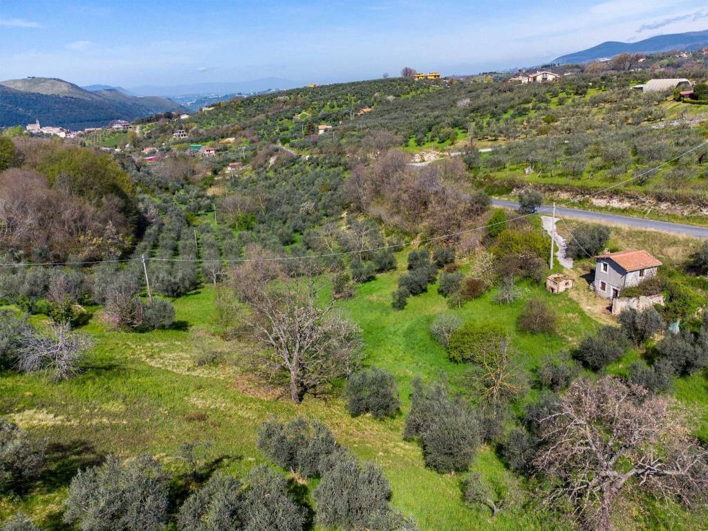Rustico / casale a Toffia in Via Farense - Foto 2