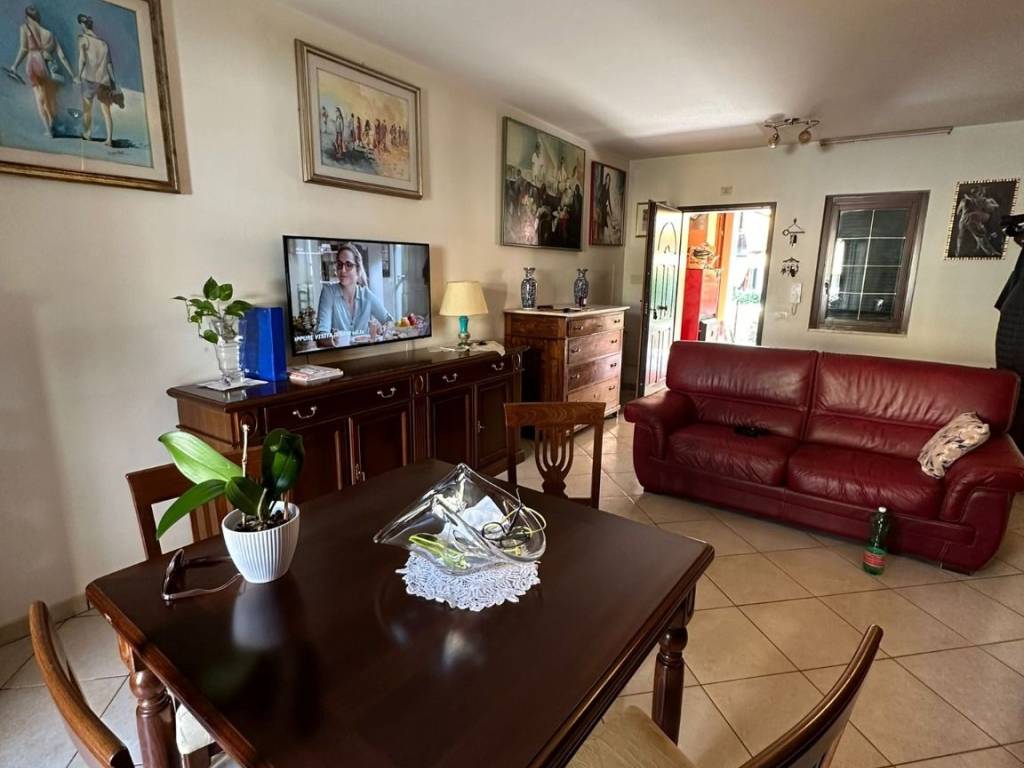 Villetta a schiera a Cisterna di latina - Foto 2