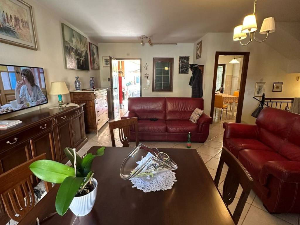 Villetta a schiera a Cisterna di latina - Foto 3