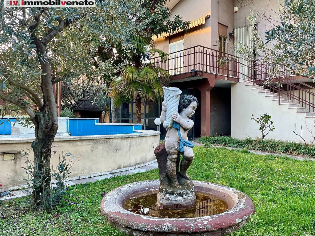 Casa indipendente a Soave in VIA ROMA, 52 - Foto 4