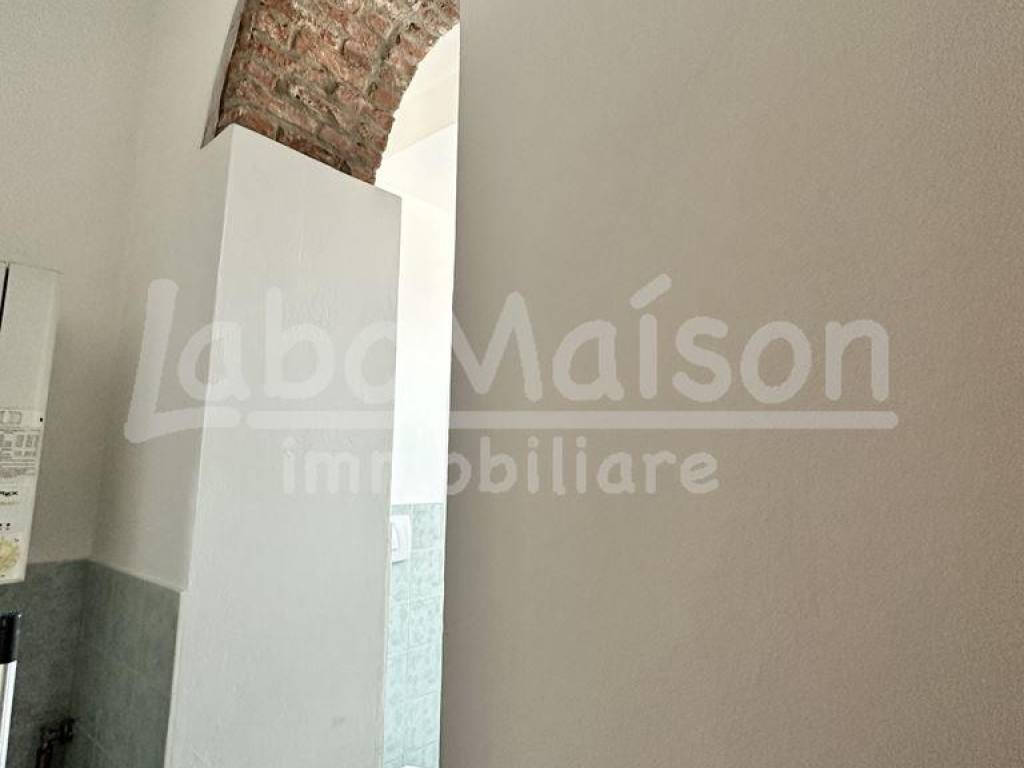 Appartamento a Gavirate in viale verbano - Foto 3