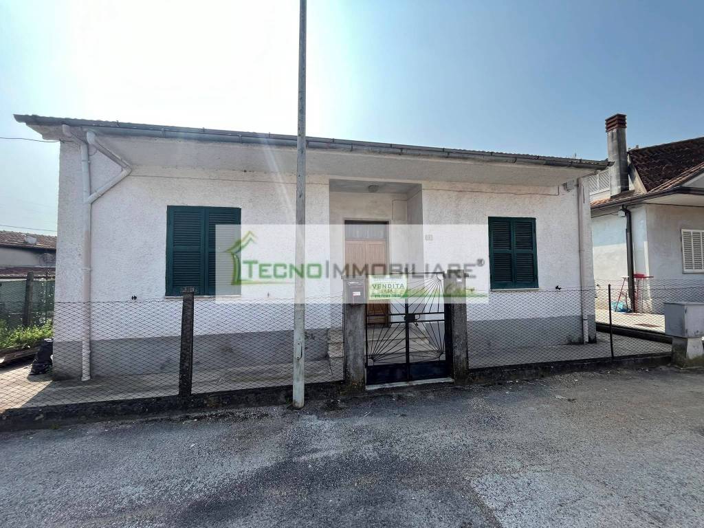 Villa a Pontecorvo in Via San Gabriele - Foto 3