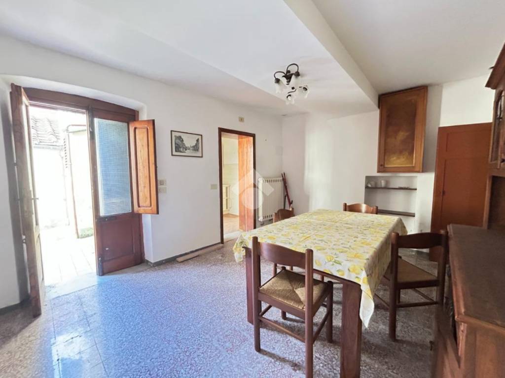 Casa indipendente a Pescia in Via della Pescia, 8 - Foto 3